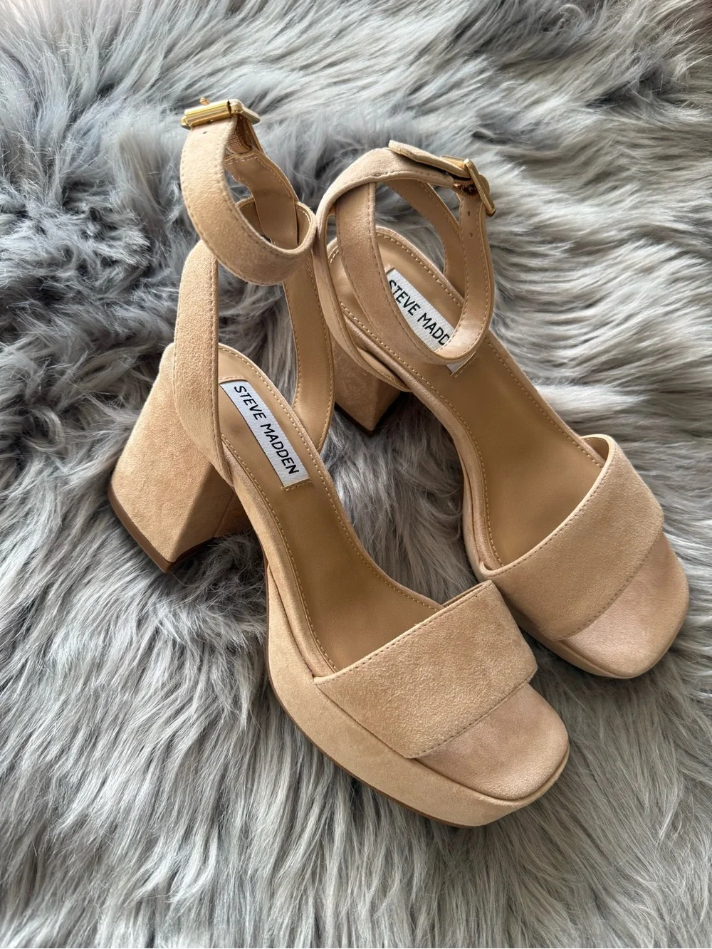 Steve Madden Mercerr Tan Suede Heels